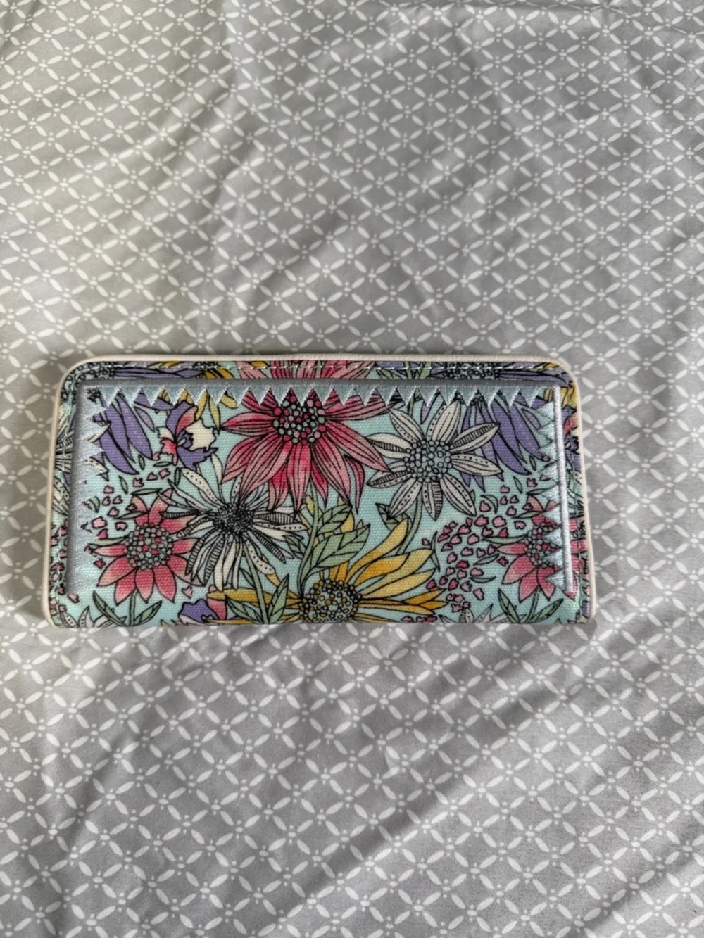 Sakroots Floral Clutch Boho Wallet - Picture 3 of 4
